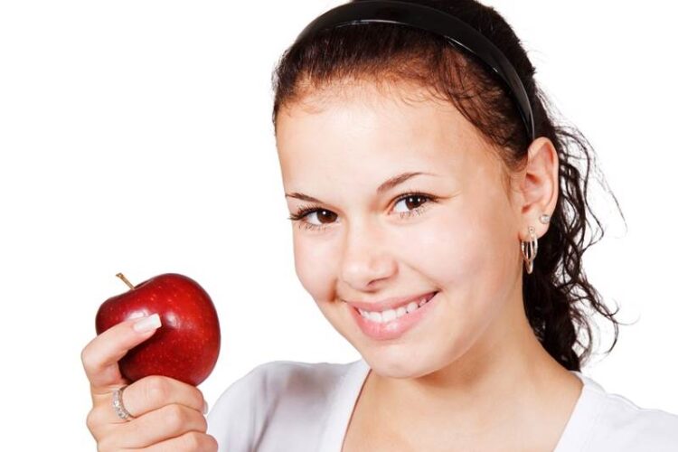 SEDAM NEVJEROJATNIH STVARI koje jabuke mogu učiniti za naše zdravlje!